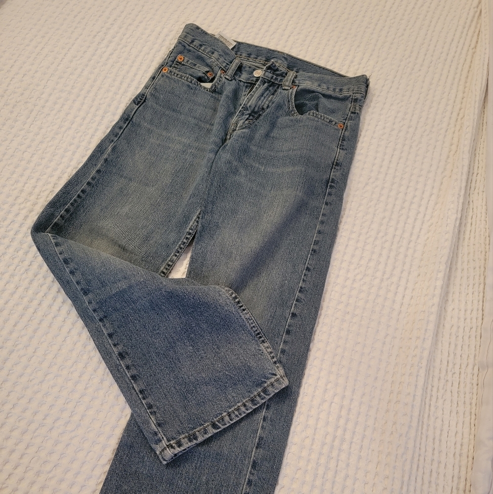 Levi's
